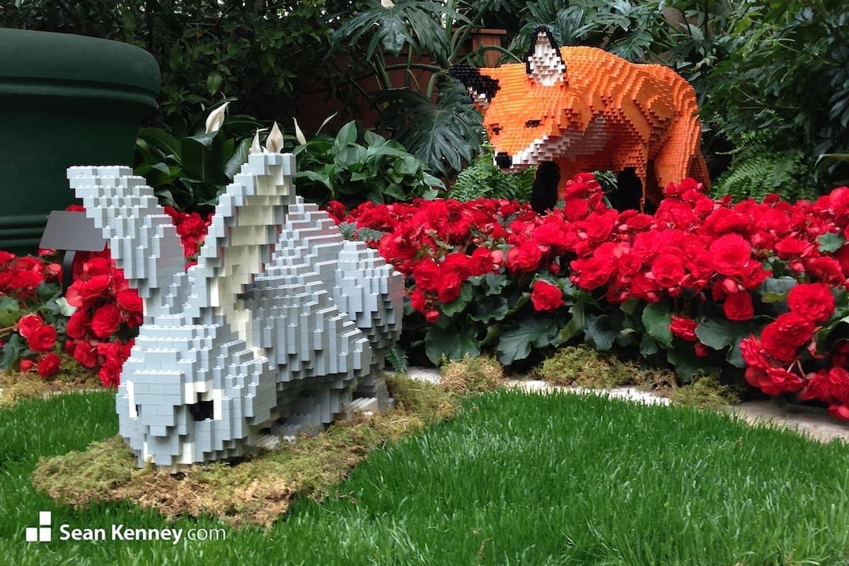 Sean Kenney - Tierfiguren aus LEGO